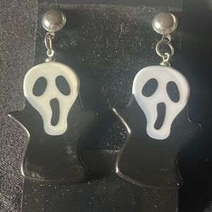 Scream Ghost Style Resin Black & White Halloween Earrings, Spooky Dangles